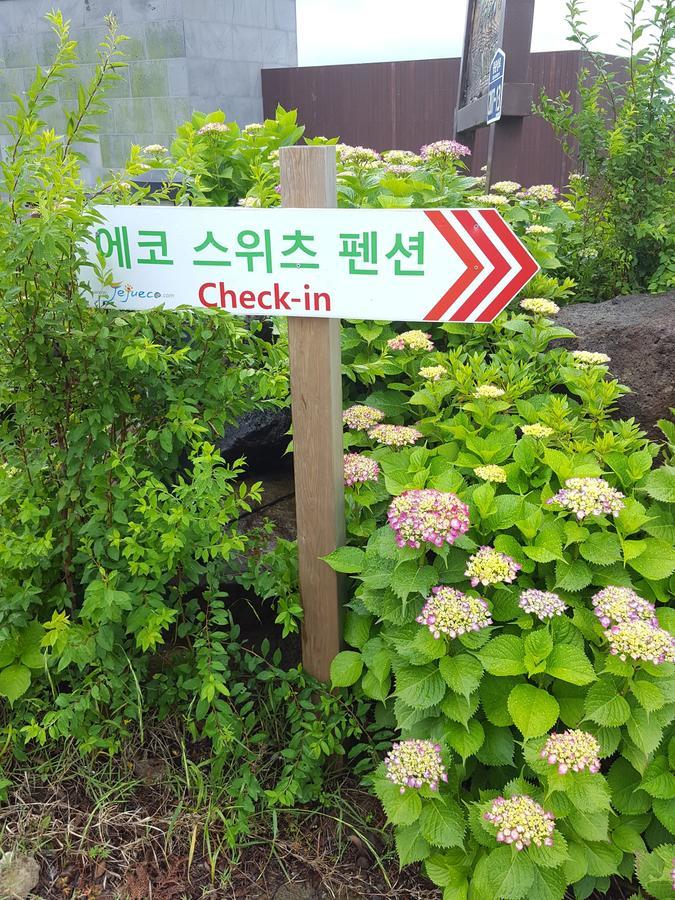 Jeju Eco Suites Согвіпо Екстер'єр фото